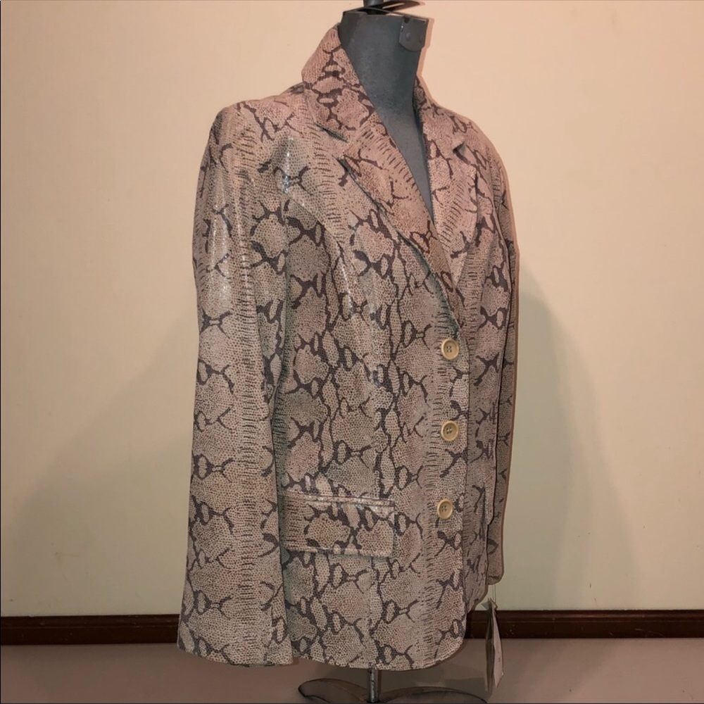 NWT Terry Lewis Classic Luxuries leather blazer